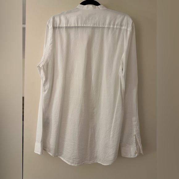 Great condition white men’s L band collar button-down - Picture 2 of 2